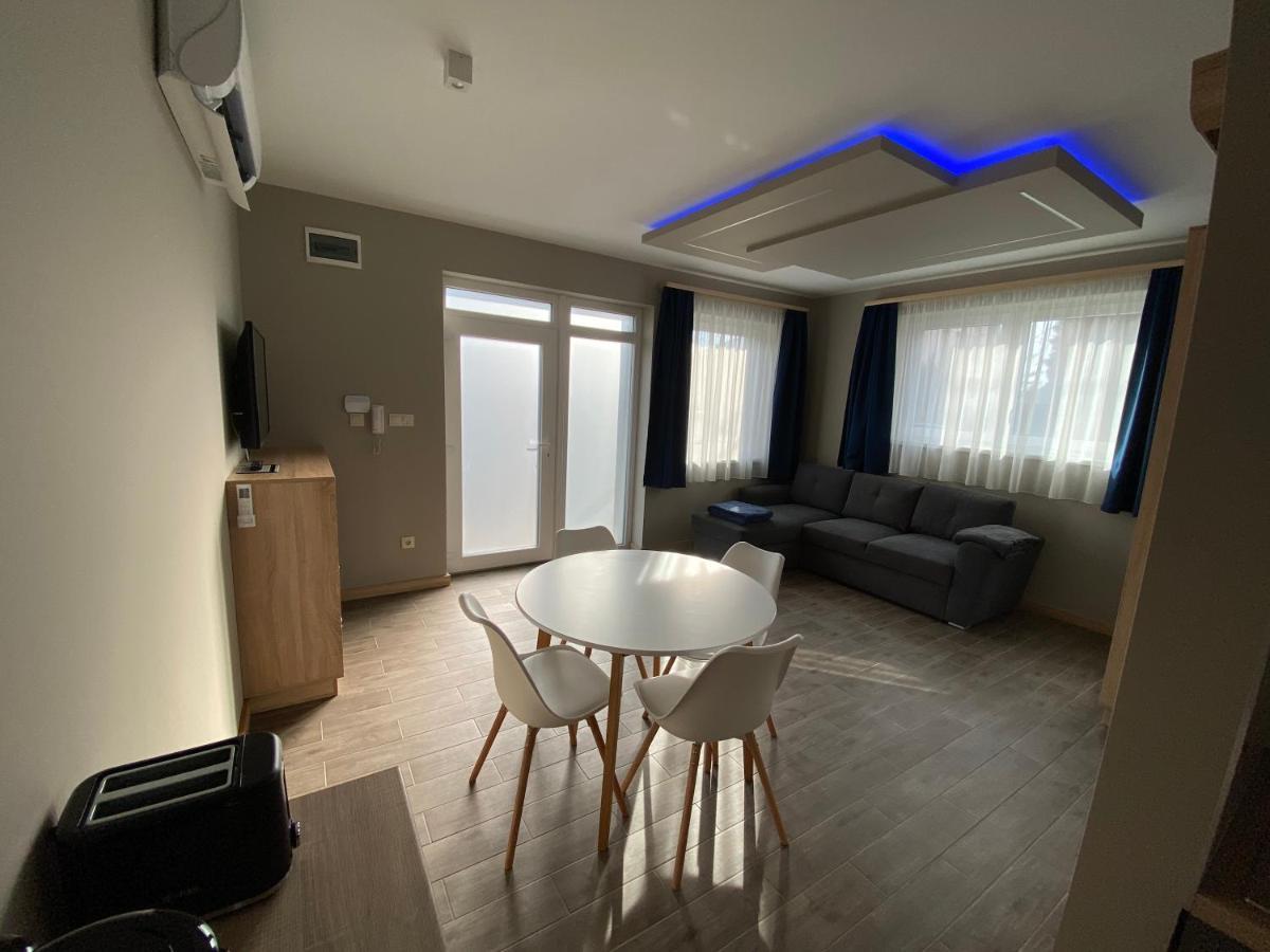 Th-Lux Apartman Hajdúszoboszló Buitenkant foto