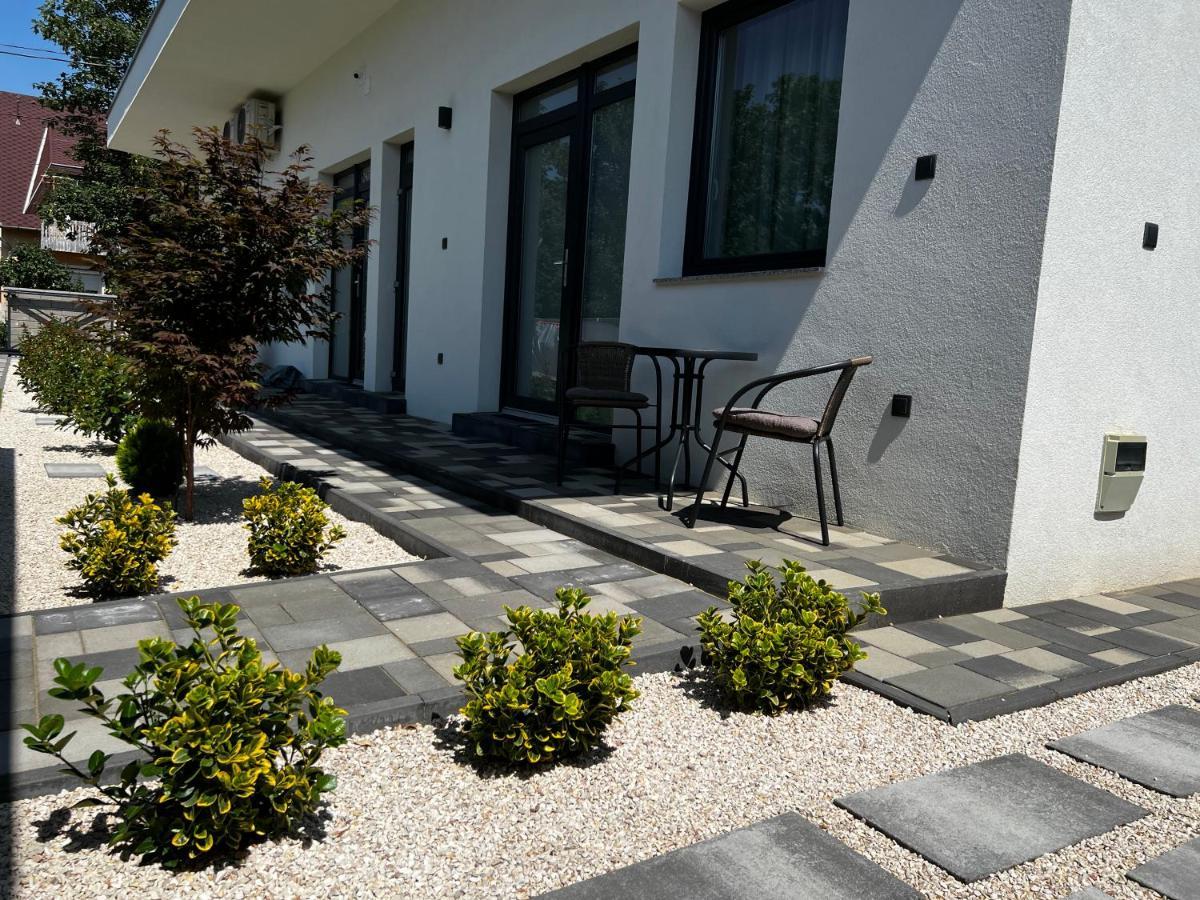 Th-Lux Apartman Hajdúszoboszló Buitenkant foto