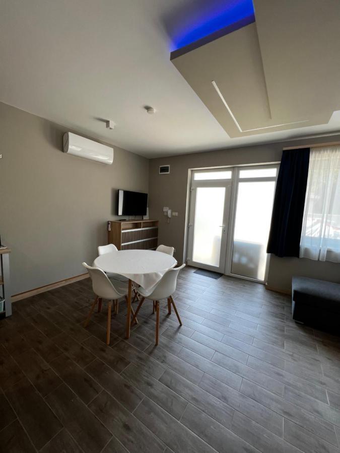 Th-Lux Apartman Hajdúszoboszló Buitenkant foto