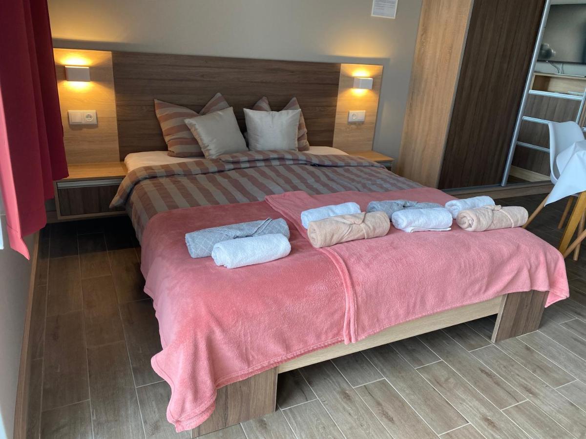 Th-Lux Apartman Hajdúszoboszló Buitenkant foto